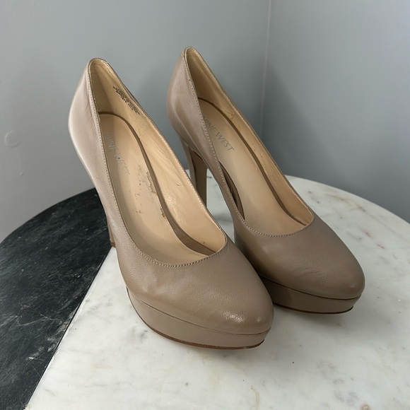 Nine West Marnia Nude Platform Heels - Picture 2 of 10